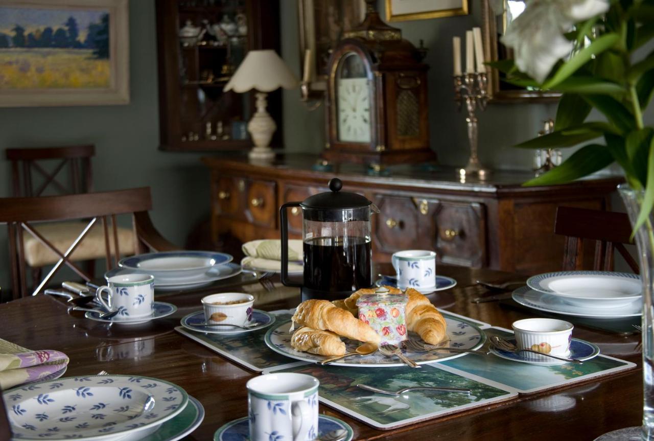 The Old Manor House Bed & Breakfast Halford  Exterior photo