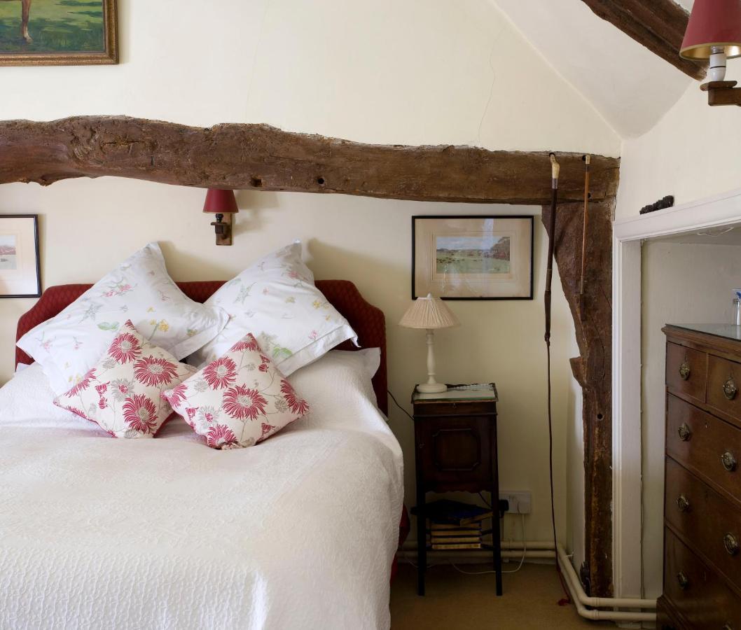 The Old Manor House Bed & Breakfast Halford  Exterior photo